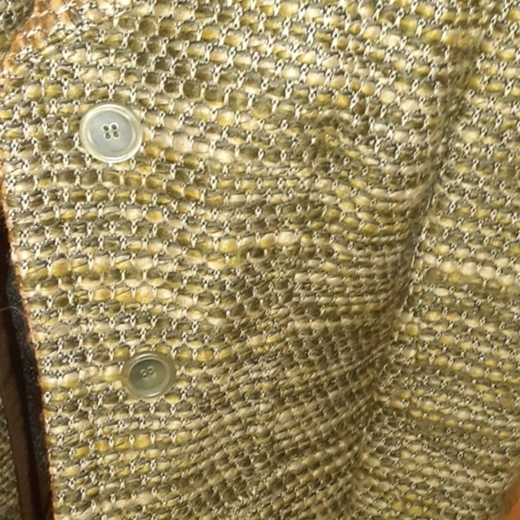 Coat - Picture 4 of 4